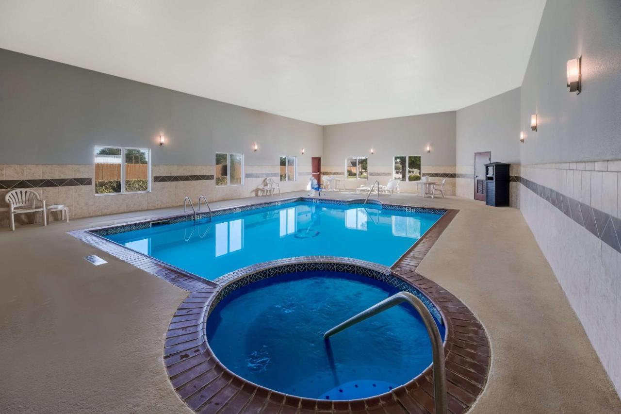 Best Western South Plains Inn & Suites Levelland Buitenkant foto