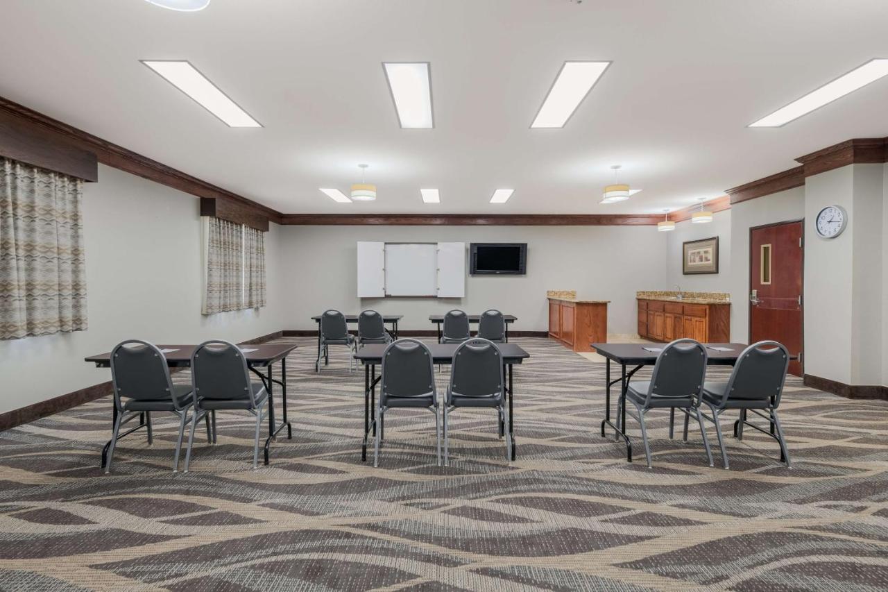 Best Western South Plains Inn & Suites Levelland Buitenkant foto